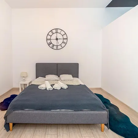 Апартаменты Host Lofty Tymienieckiego