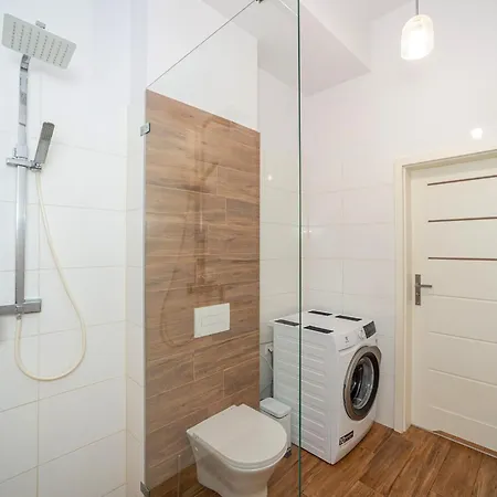 Host Lofty Tymienieckiego Łódź