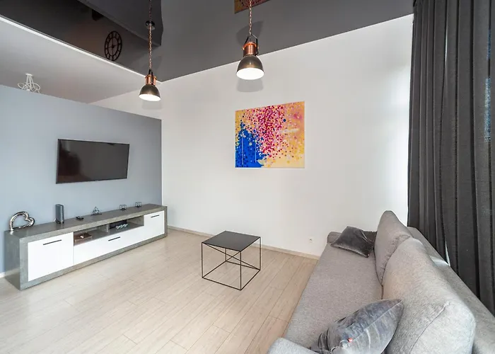 Host Lofty Tymienieckiego דירה *