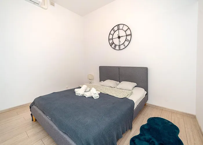 Host Lofty Tymienieckiego דירה *