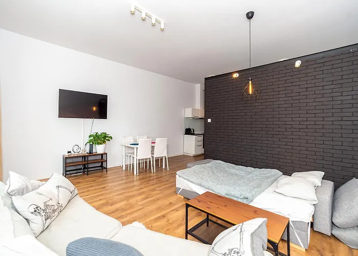 Host Lofty Tymienieckiego Апартаменты