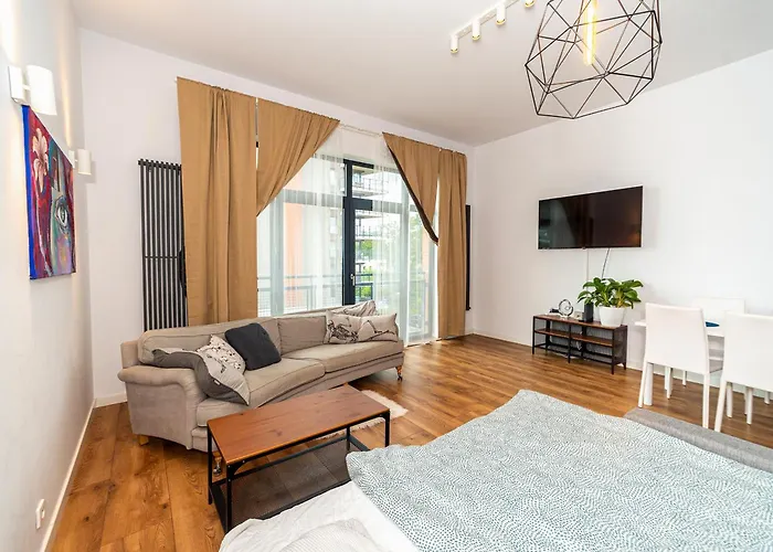 Host Lofty Tymienieckiego Апартаменты