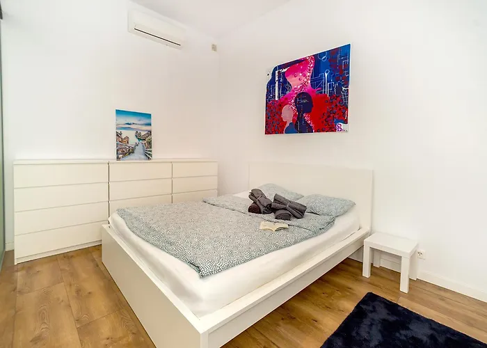 Host Lofty Tymienieckiego * לודז'