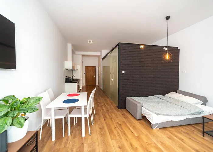 Host Lofty Tymienieckiego Апартаменты